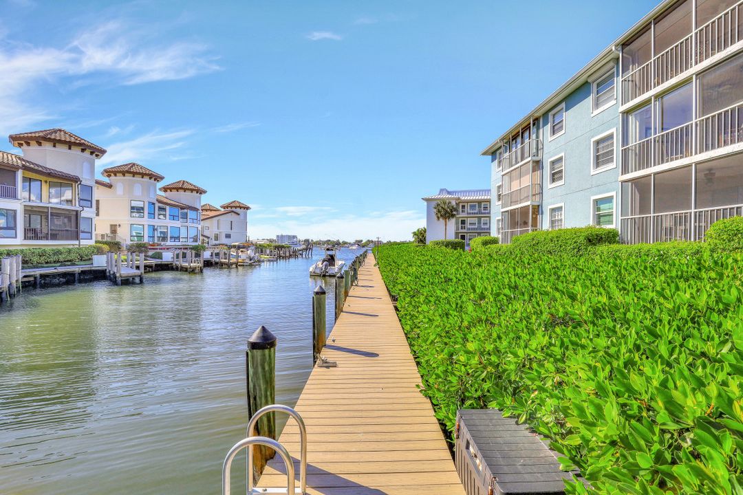 1200 Blue Point Ave a 5, Naples, FL 34102