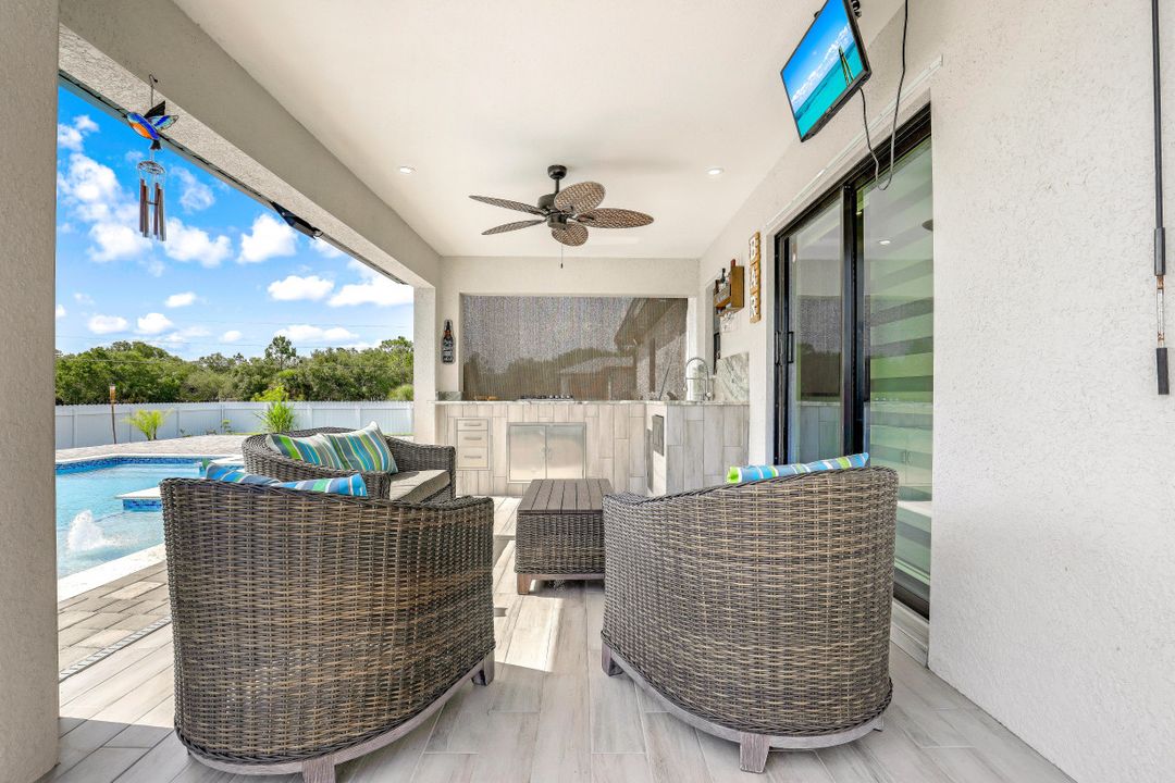 4020 NW 41st Pl, Cape Coral, FL 33993