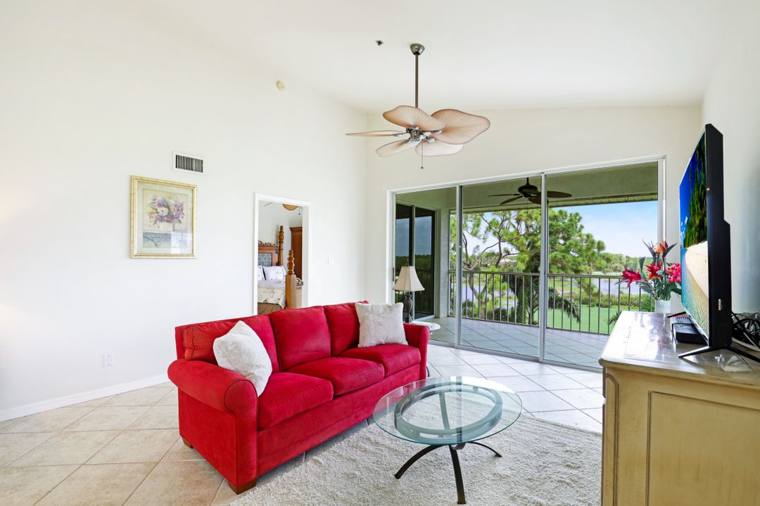 4130 Bayhead Dr #306, Bonita Springs, FL 34134