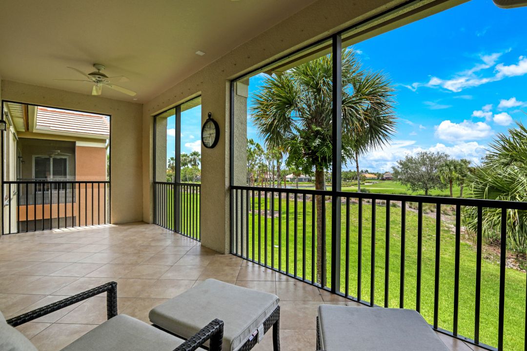 9208 Quartz Ln #4-202, Naples, FL 34120