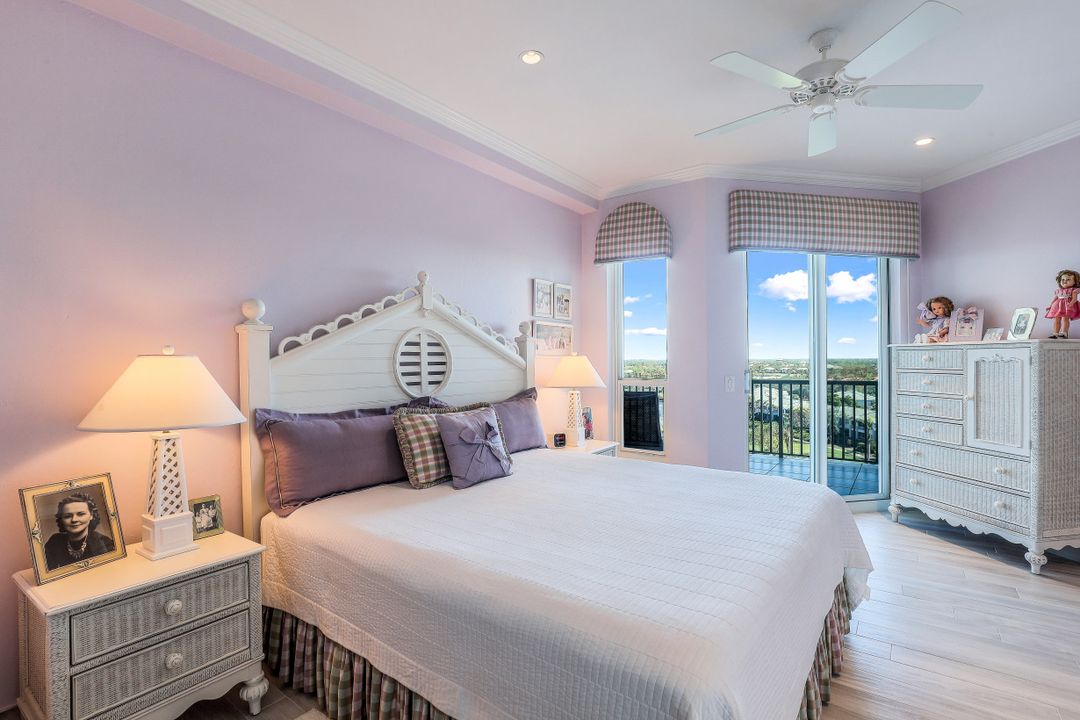 4811 Island Pond Ct #905, Bonita Springs, FL 34134