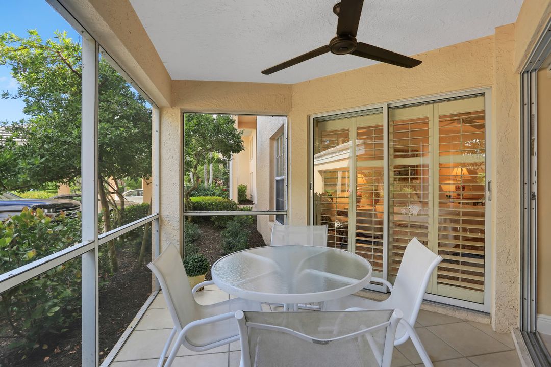 5637 Turtle Bay Dr #17, Naples, FL 34108