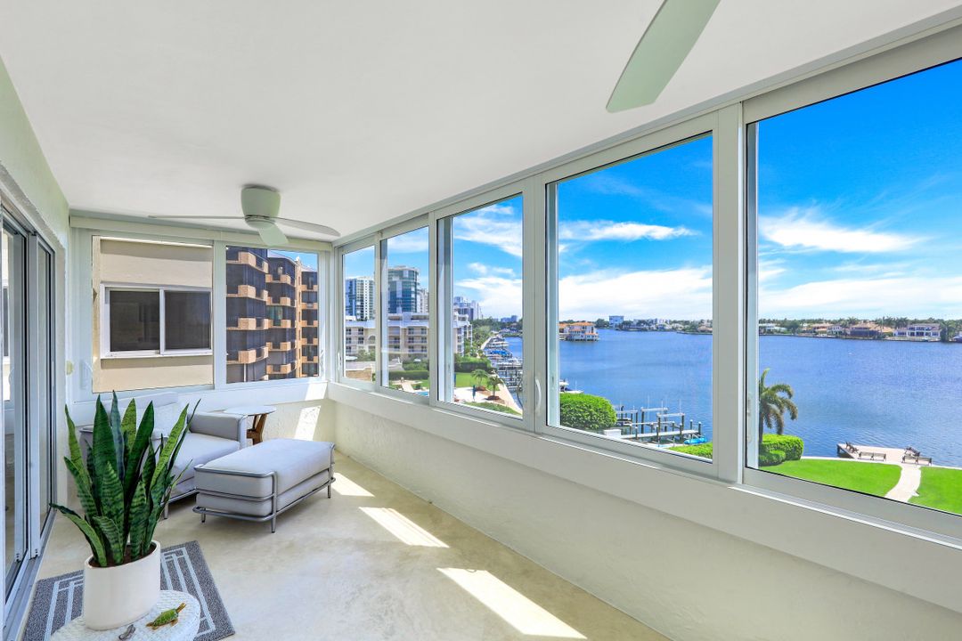 3420 Gulf Shore Blvd N #52, Naples, FL 34103