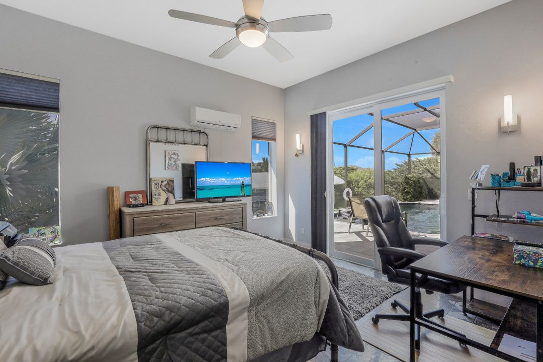 602 NW 32nd Pl, Cape Coral, FL 33993