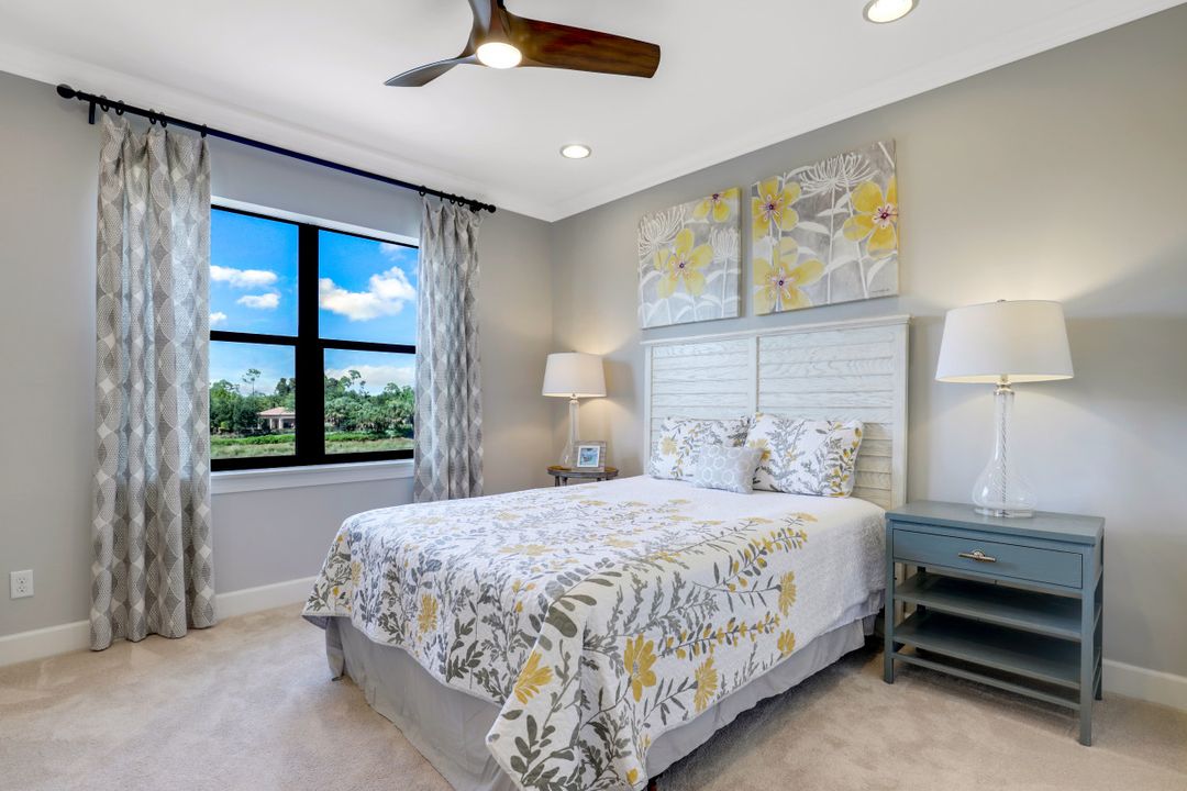 8697 Cavano St, Naples, FL 34119