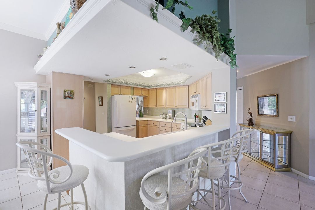 8459 Abbington Cir #9-922, Naples, FL 34108