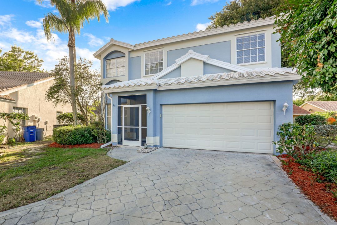 12530 Eagle Pointe Cir, Fort Myers, FL 33913