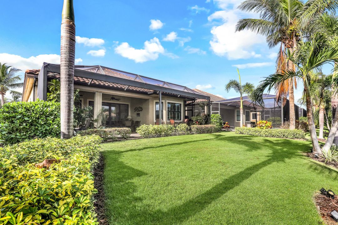 9096 Isla Bella Cir, Bonita Springs, FL 34135