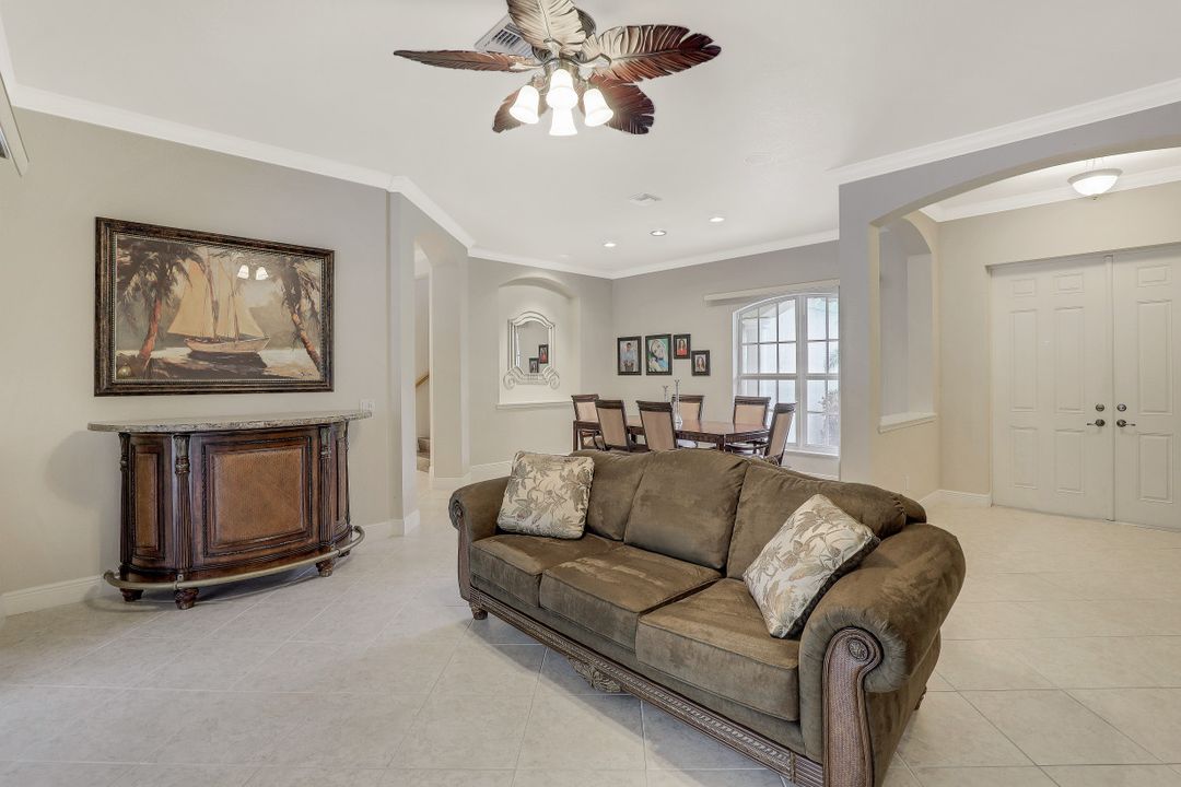 11390 Salix Ct, Fort Myers, FL 33966