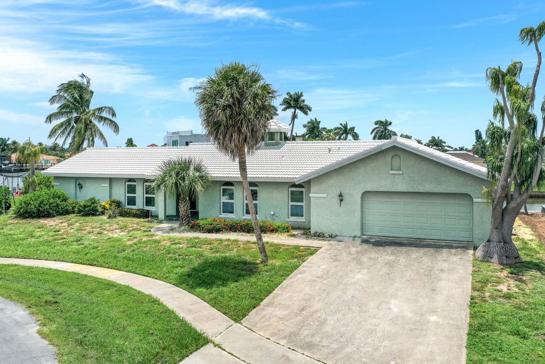 1359 Waikiki Ct, Marco Island, FL 34145