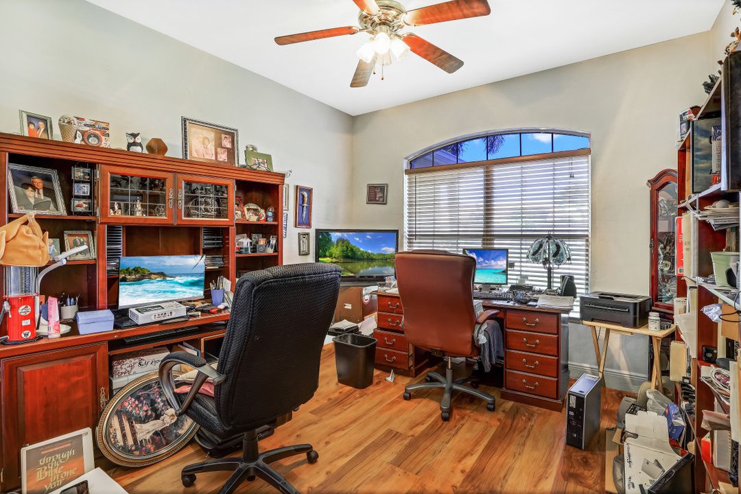 6705 Overlook Dr, Fort Myers, FL 33919