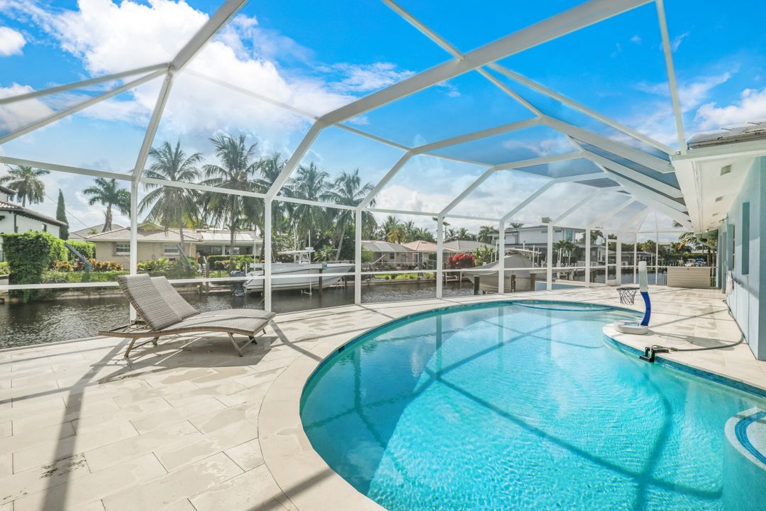 2150 Shad Ct, Naples, FL 34102