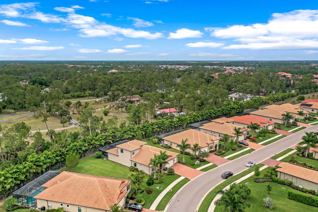 1431 Mockingbird Dr, Naples, FL 34120