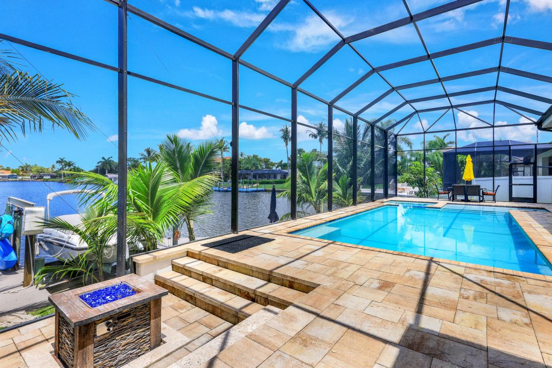 4812 Pelican Blvd, Cape Coral, FL 33914