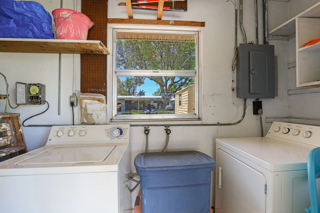 1442 Byron Rd, Fort Myers, FL 33919