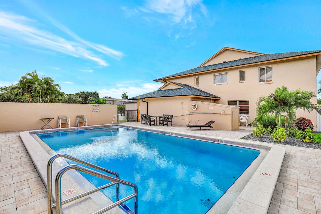 1519 Cape Coral Pkwy W #5, Cape Coral, FL 33914