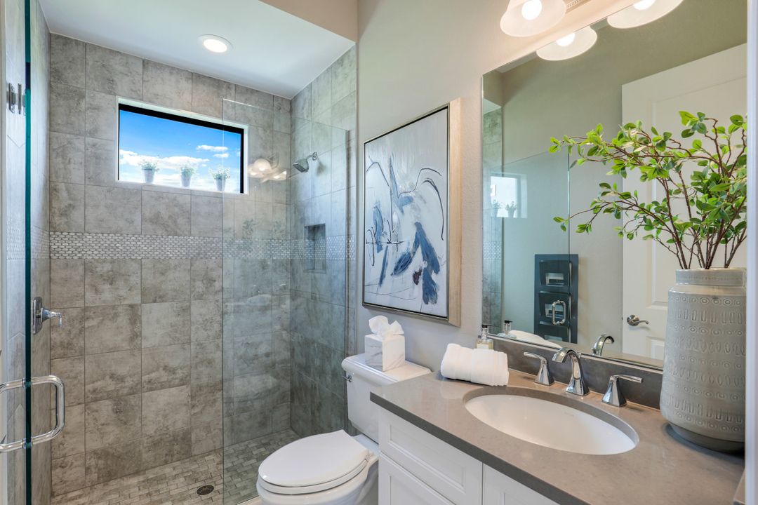 9011 Arrezo Ct, Naples, FL 34119