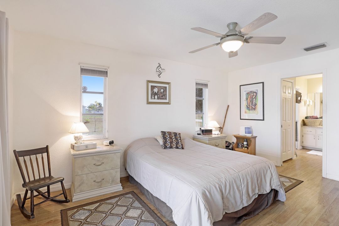 2263 NW 15th St, Cape Coral, FL 33993