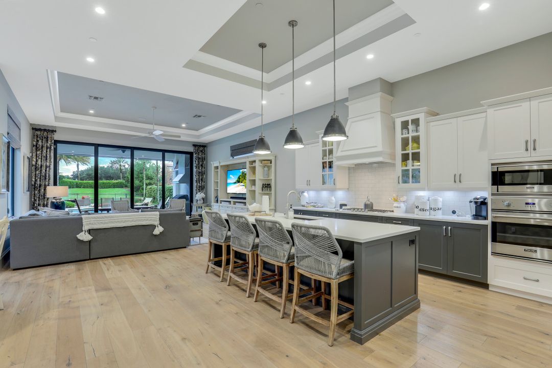 16448 Talis Park Dr, Naples, FL 34110