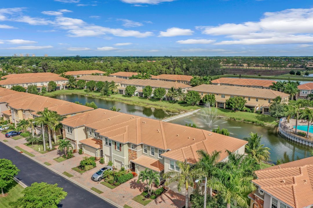 10838 Alvara Point Dr, Bonita Springs, FL 34135