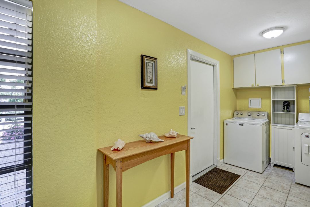 1708 Savona Pkwy, Cape Coral, FL 33904