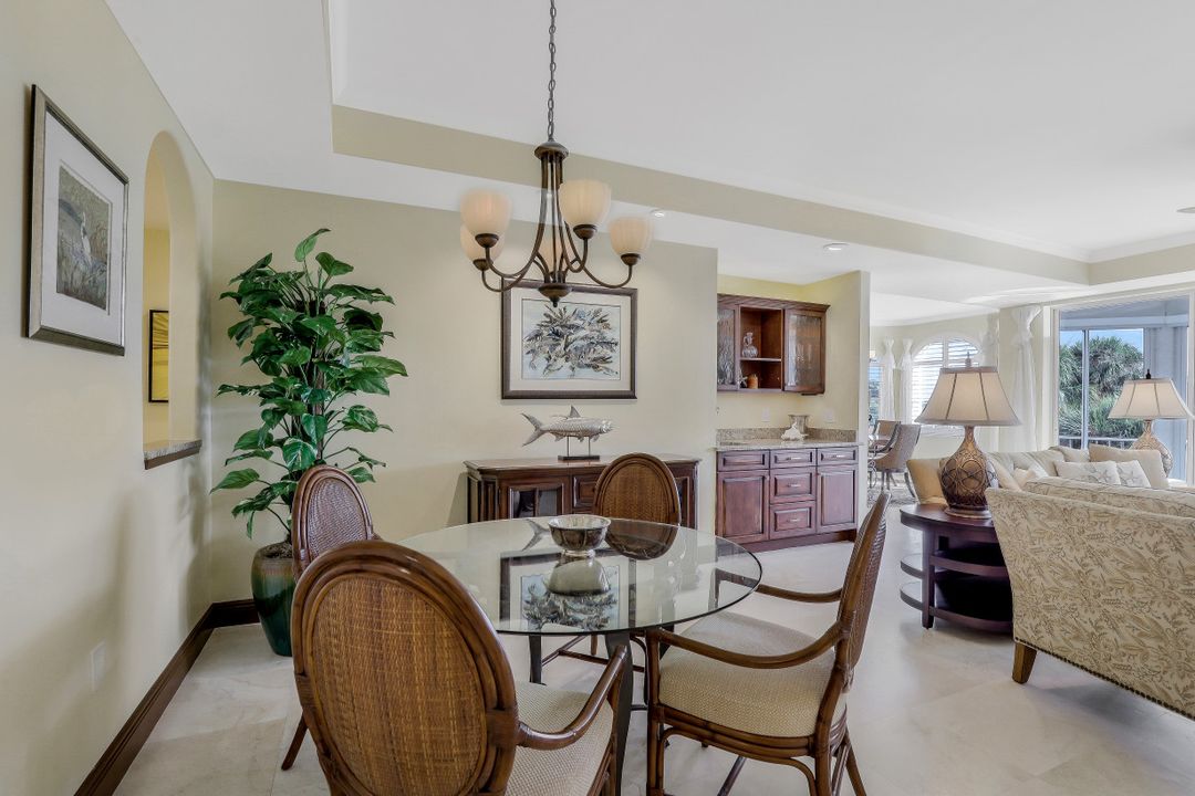 8430 Abbington Cir #C-23, Naples, FL 34108