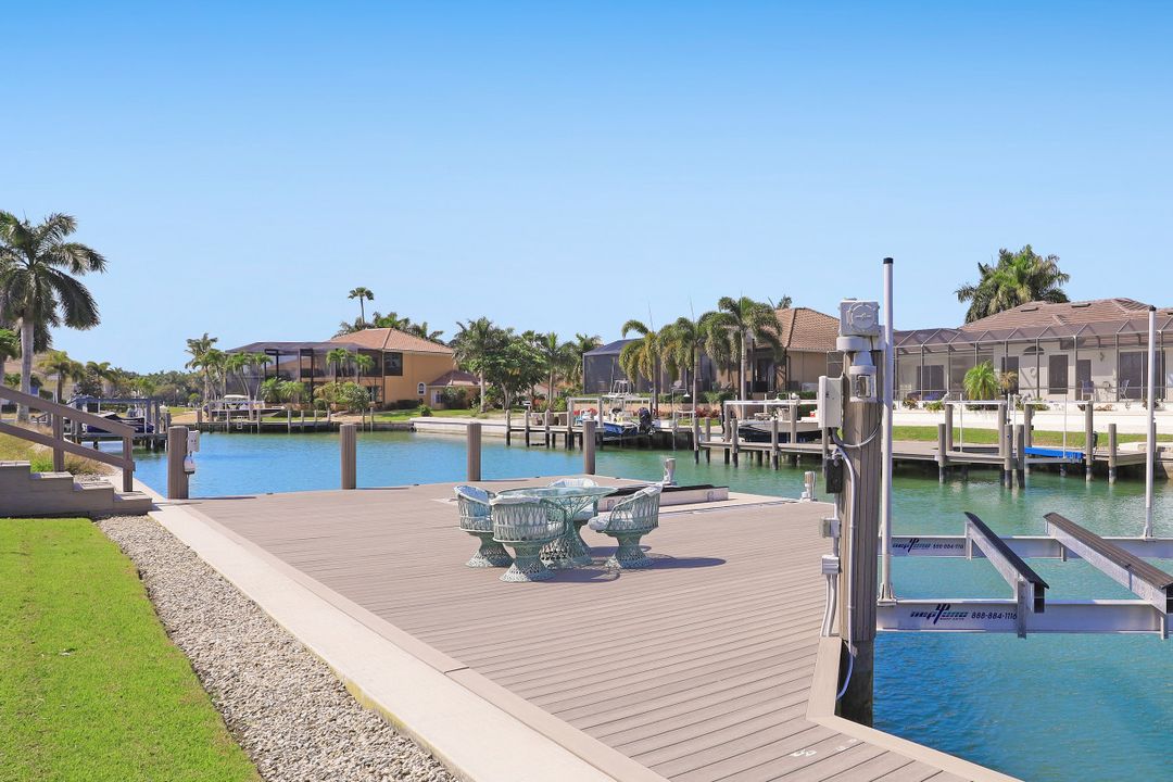 1260 Mimosa Ct, Marco Island, FL 34145