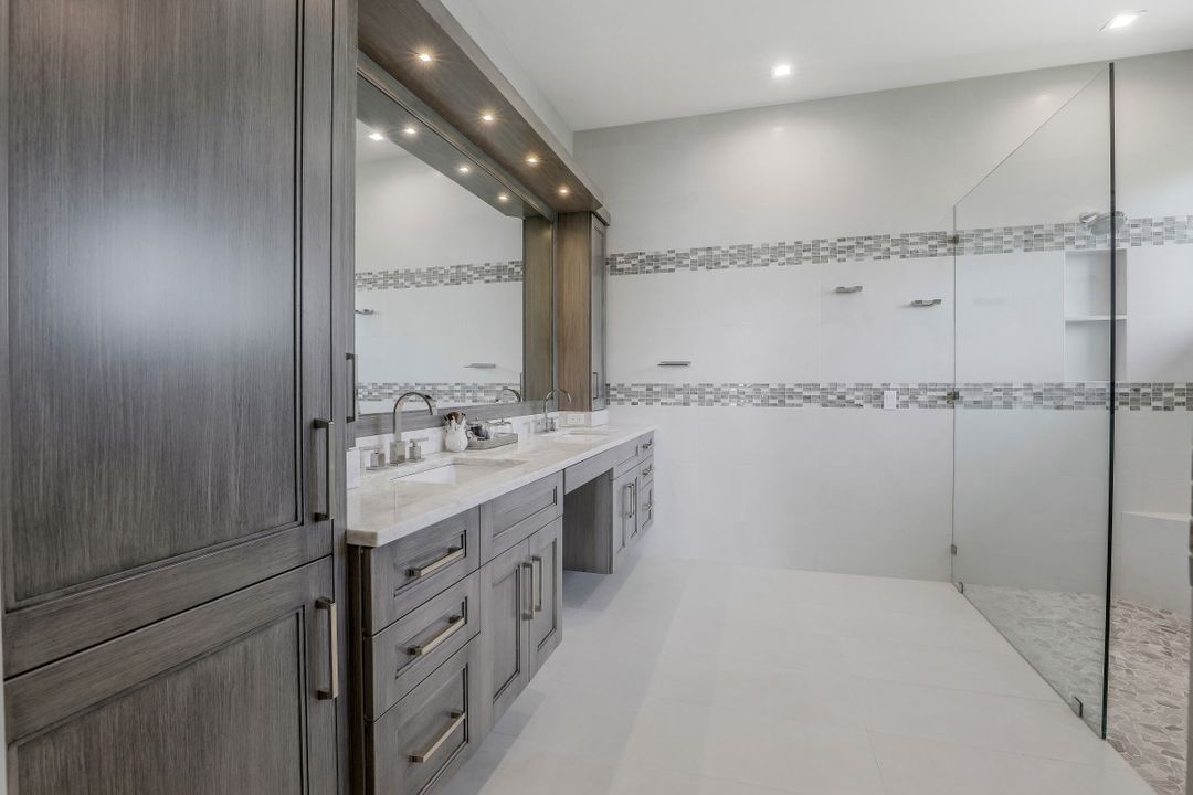 680 S Barfield Dr, Marco Island, FL 34145