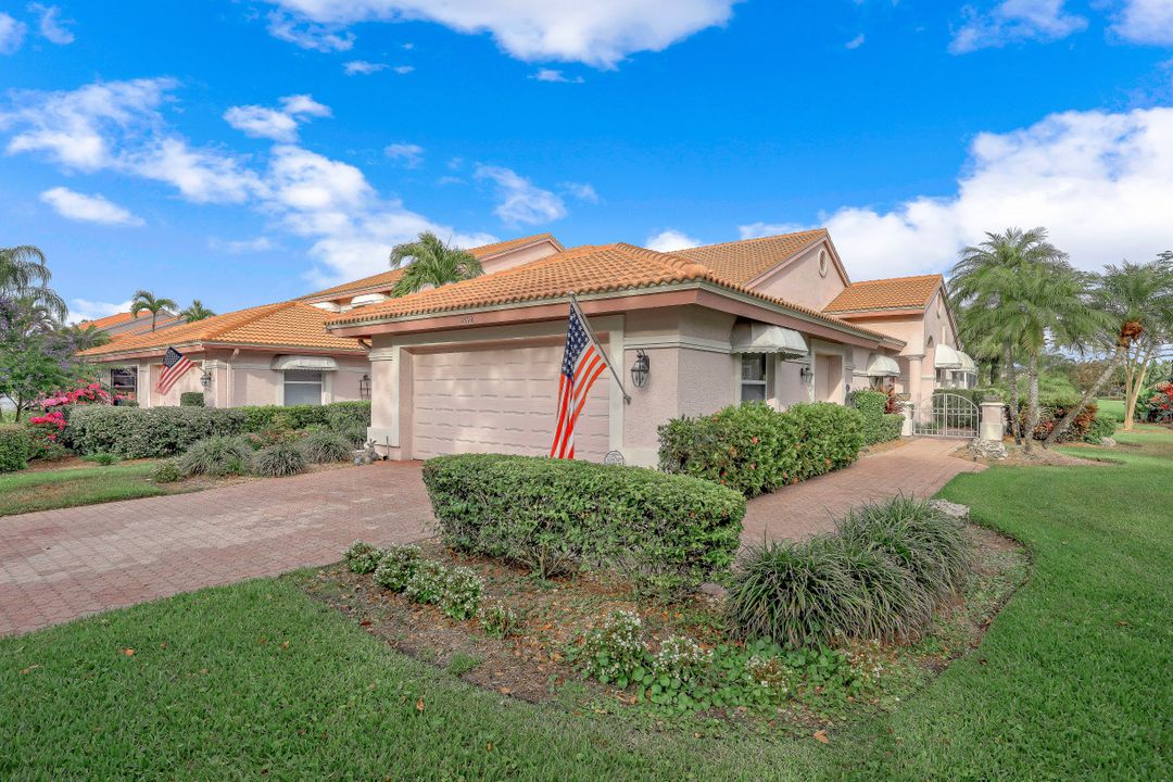 11592 Quail Village Way, Naples, FL 34119