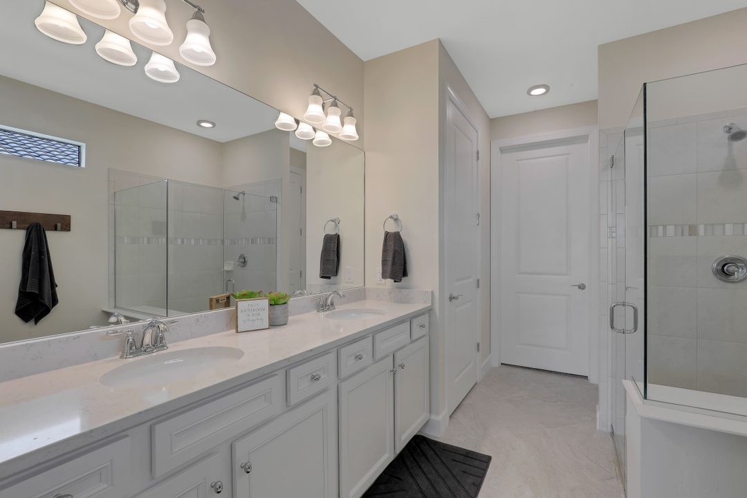 17005 Ashcomb Way, Estero, FL 33928