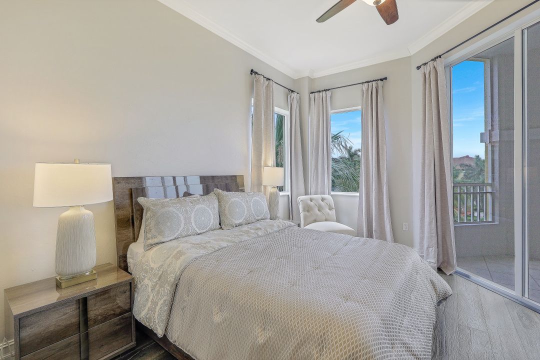 2738 Tiburon Blvd E #B-406, Naples, FL 34109