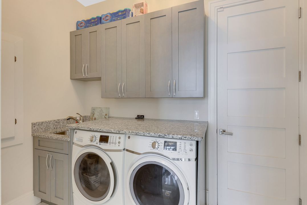 4812 Pelican Blvd, Cape Coral, FL 33914