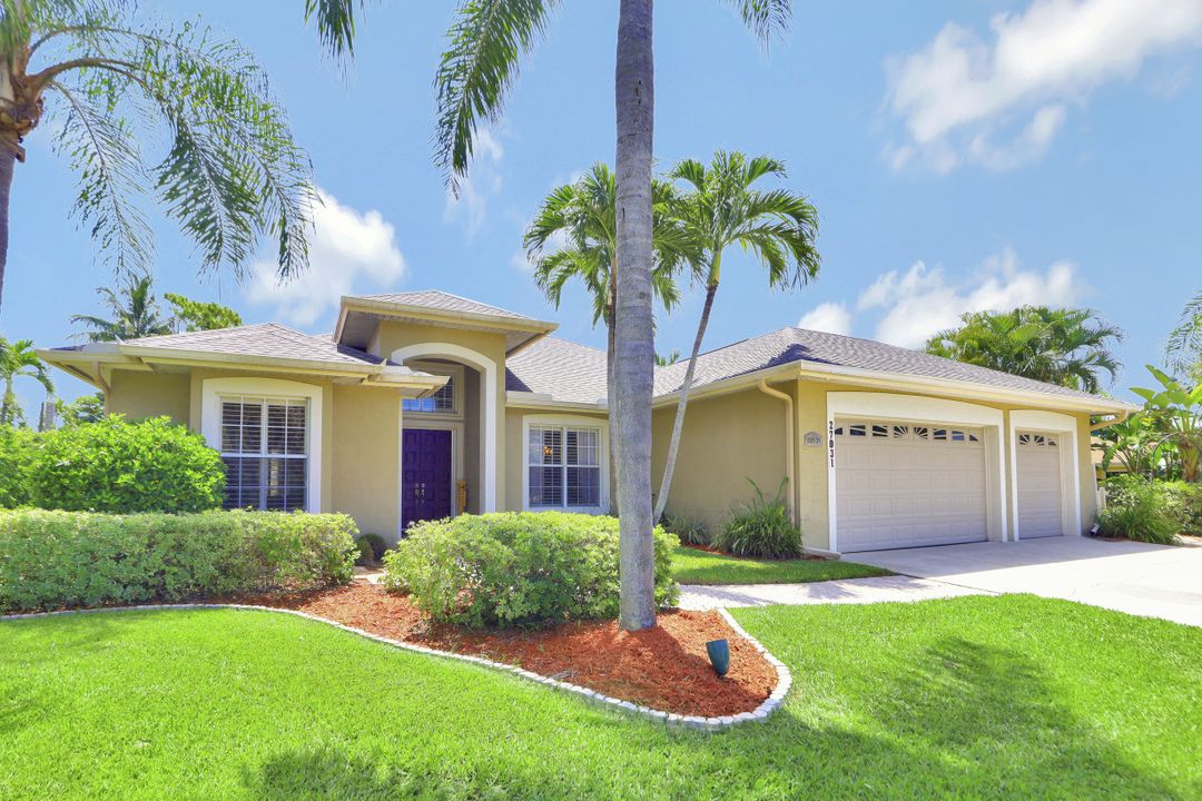 27031 Homewood Dr, Bonita Springs, FL 34135