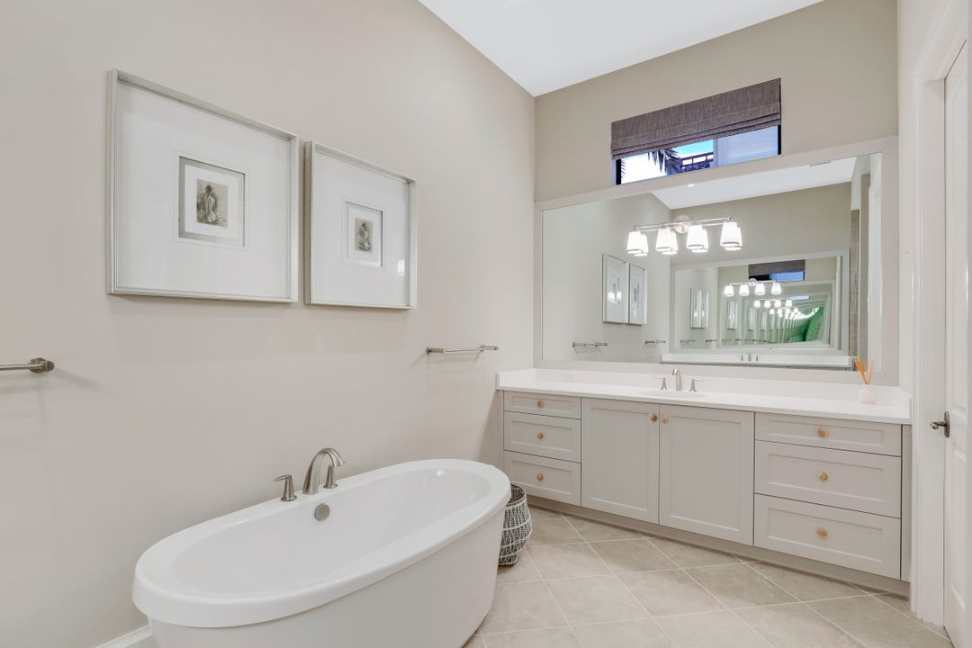 16448 Talis Park Dr, Naples, FL 34110