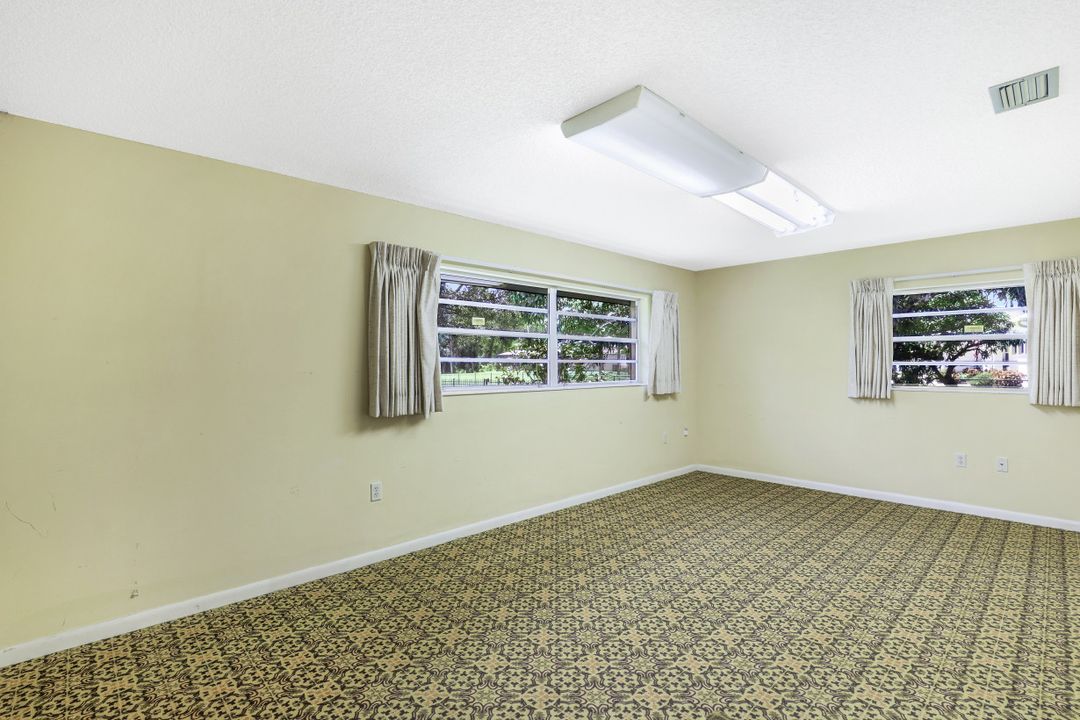 27126 Rue De Paix, Bonita Springs, FL 34135