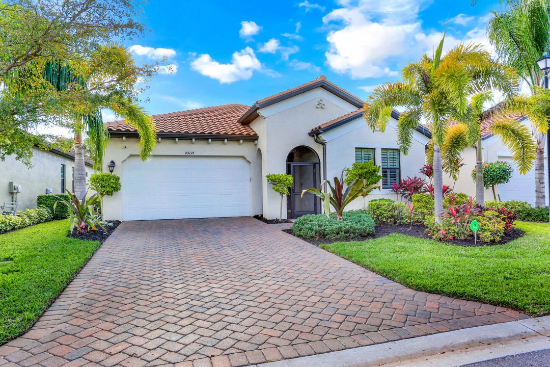 10654 Essex Square Blvd, Fort Myers, FL 33913