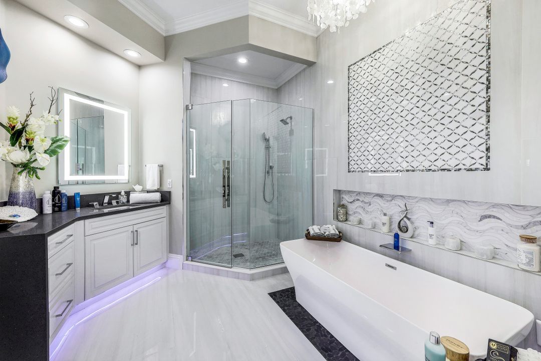 10740 Mirasol Dr #203, Miromar Lakes, FL 33913