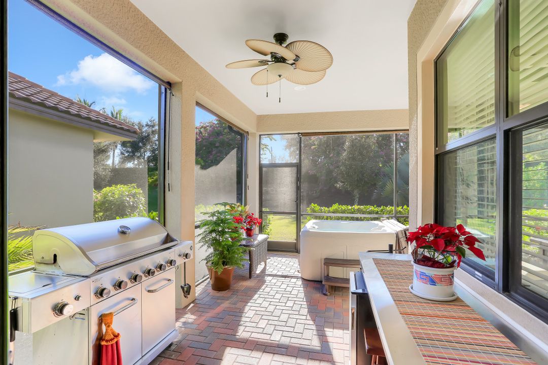 9037 Isla Bella Cir, Bonita Springs, FL 34135