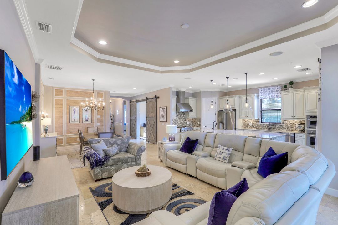 9524 Mussorie Ct, Naples, FL 34114