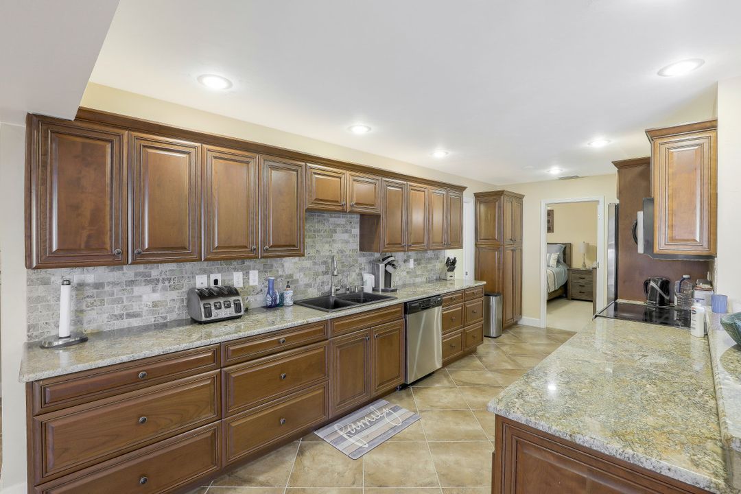 1427 SW 53rd Terrace, Cape Coral, FL 33914