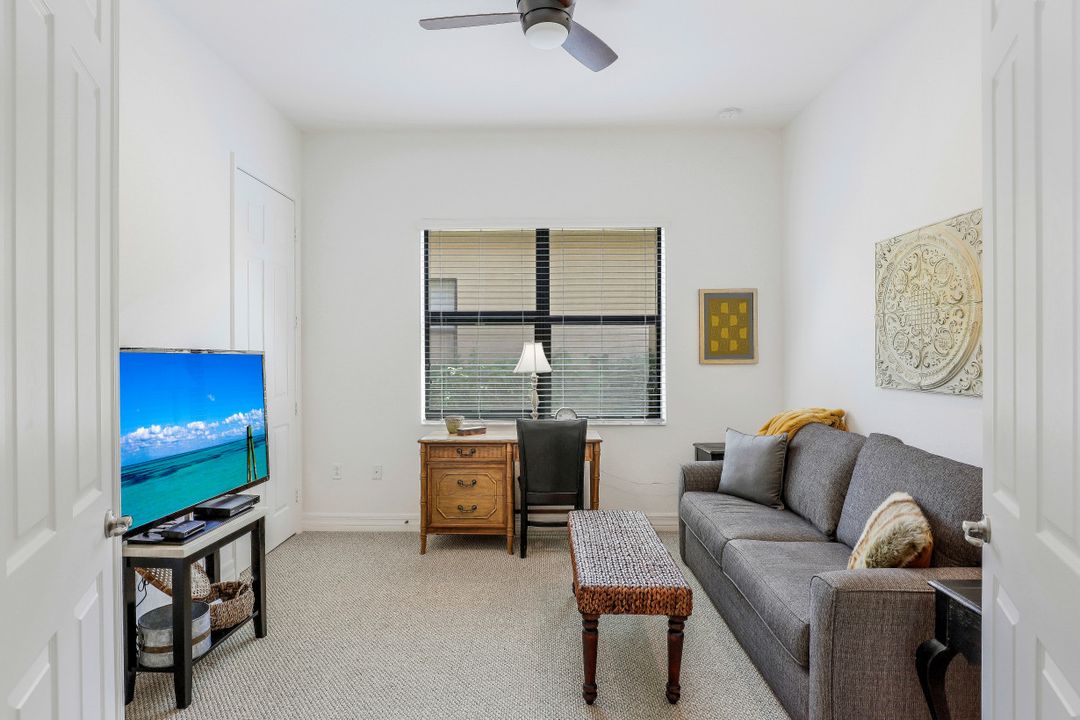 2797 Cinnamon Bay Cir, Naples, FL 34119