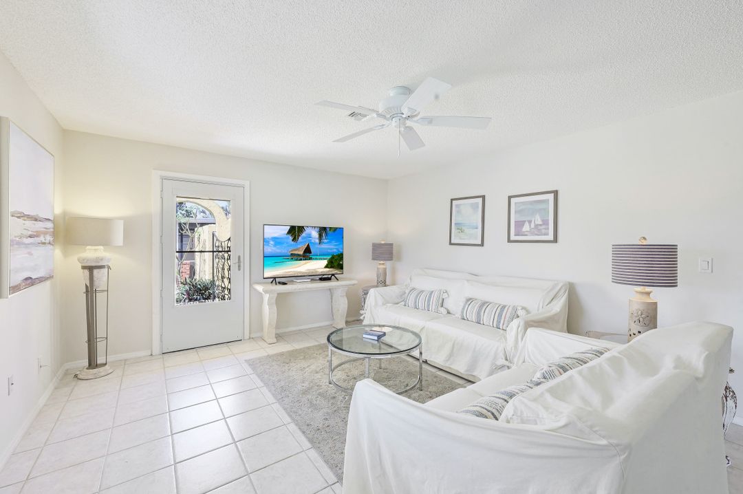 126 Harrison Rd #2, Naples, FL 34112