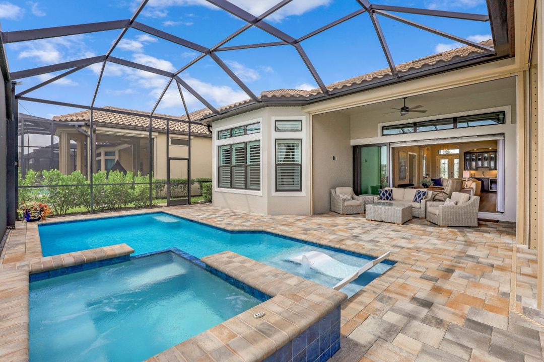 9388 Rapallo St, Naples, FL 34119