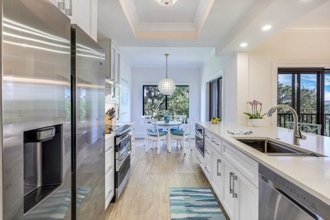 6770 Pelican Bay Blvd #242, Naples, FL 34108