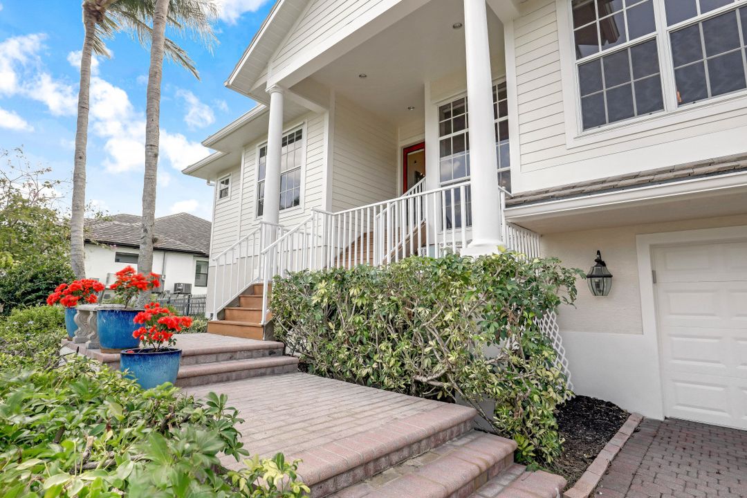 27070 Driftwood Dr, Bonita Springs, FL 34135