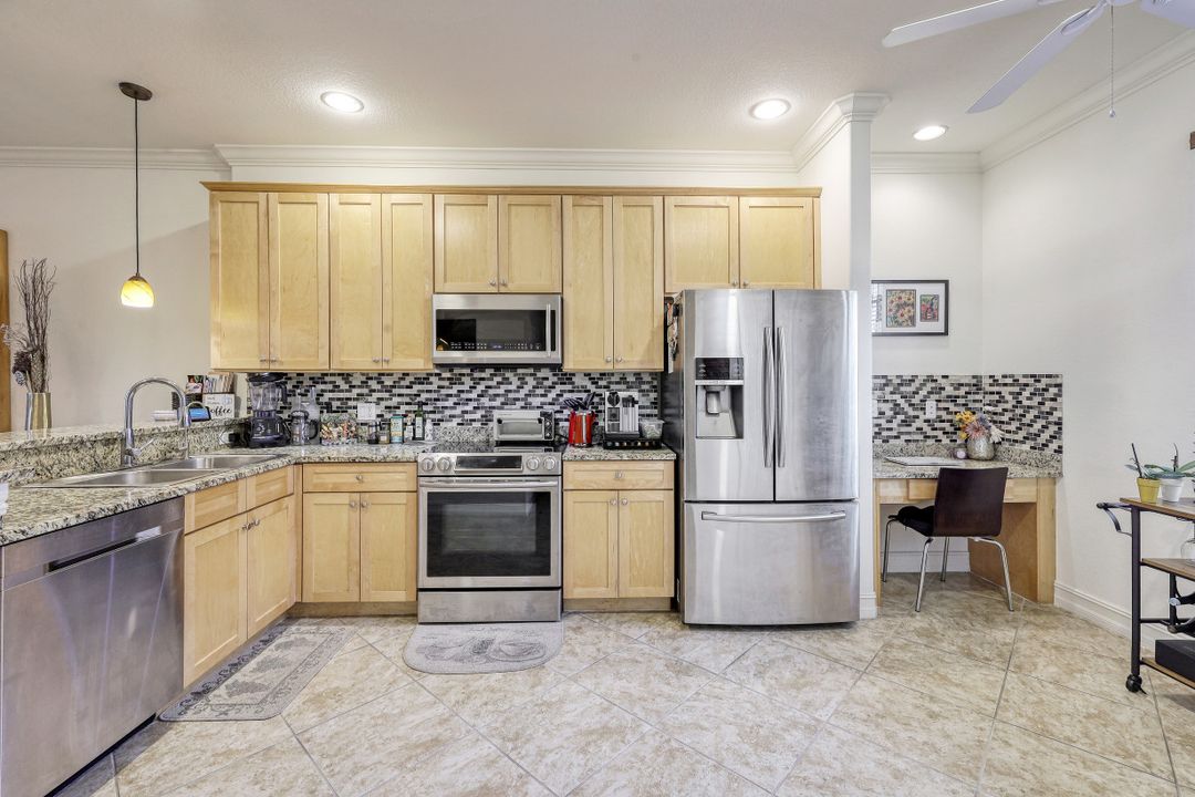 9097 Capistrano St S #7602, Naples, FL 34113