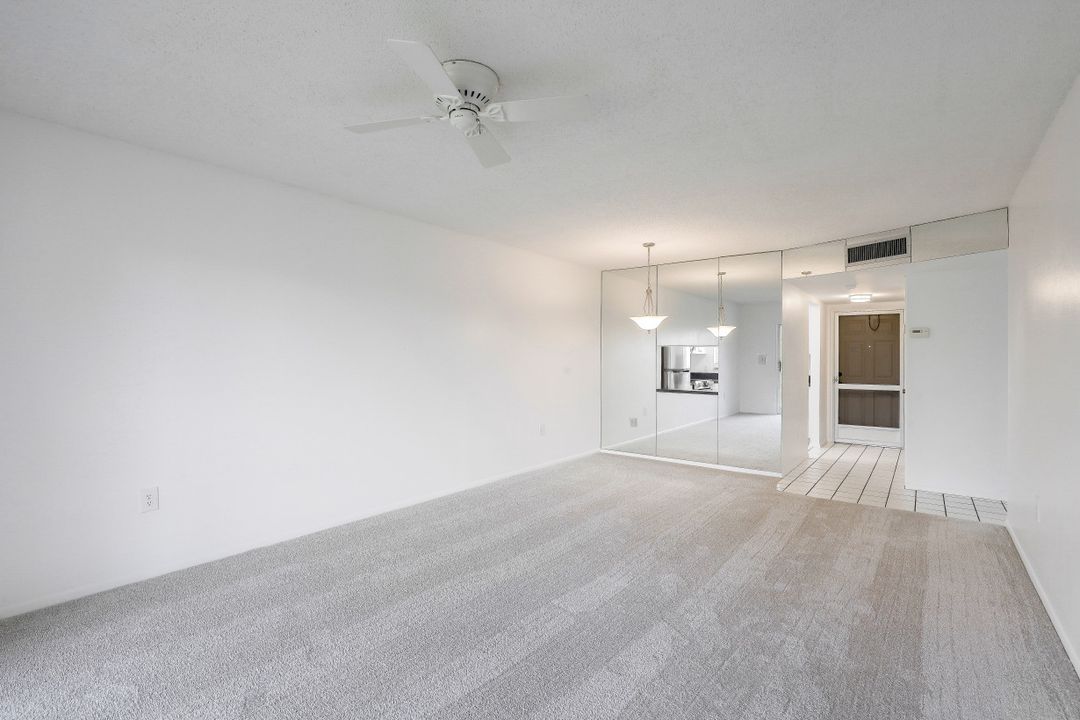 200 Turtle Lake Ct #303, Naples, FL 34105