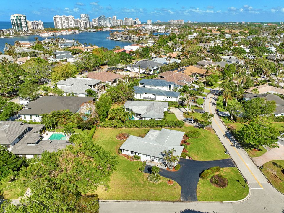 3225 Regatta Rd, Naples, FL 34103