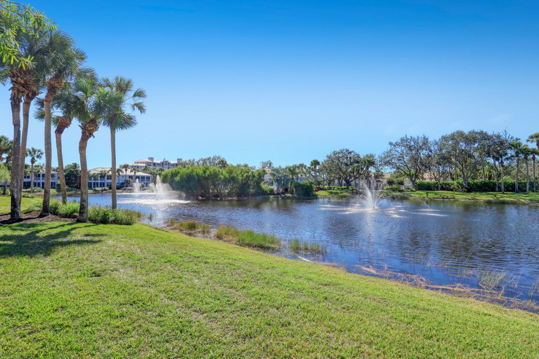 24381 Sandpiper Isle Way #204, Bonita Springs, FL 34134