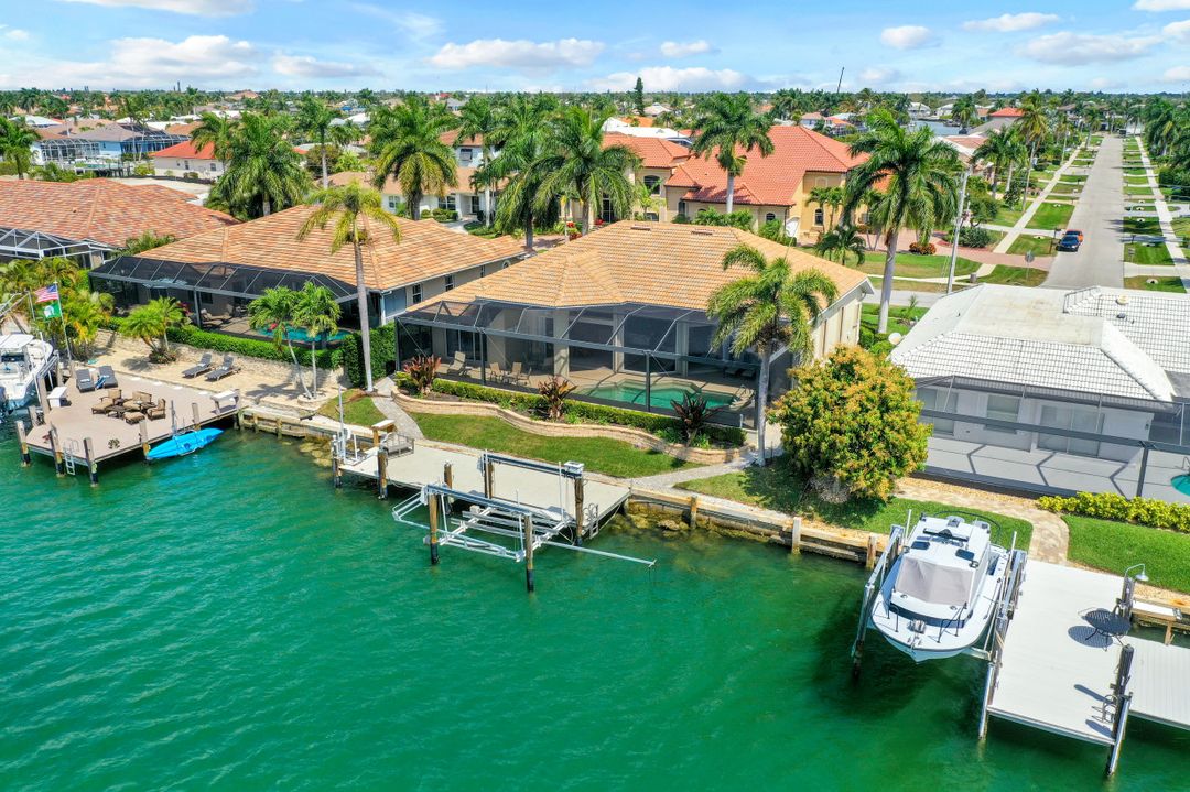 316 Lamplighter Dr, Marco Island, FL 34145